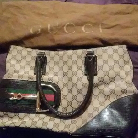 Gucci bag - Picture 1 of 4